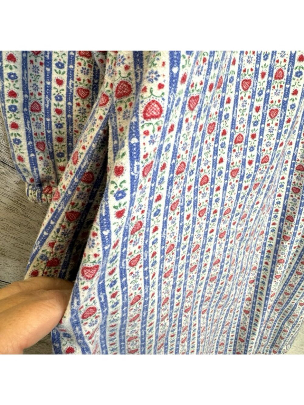 Lanz of Salzburg Flannel Nightgown Womens Size Medium Heart Print Cottagecore - Picture 5 of 6